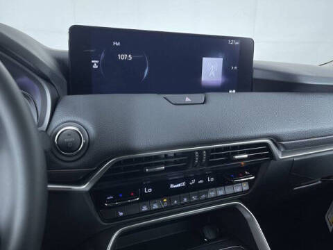 2025 Mazda CX-70 Plug-in Hybrid Premium