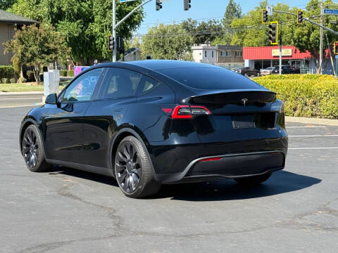 2020 Tesla Model Y Performance