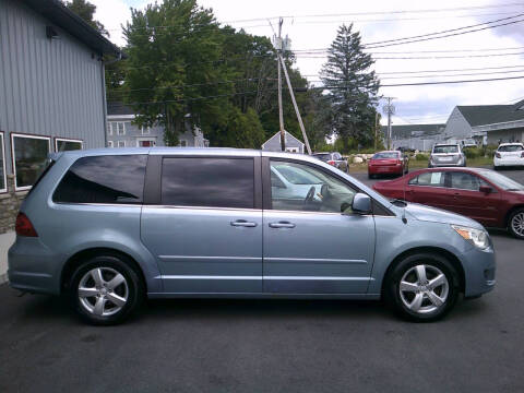2009 Volkswagen Routan SE