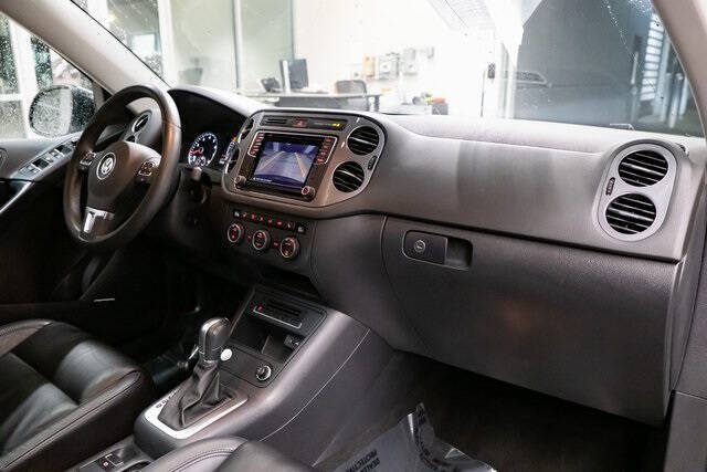 2017 Volkswagen Tiguan 2.0T SEL 4Motion