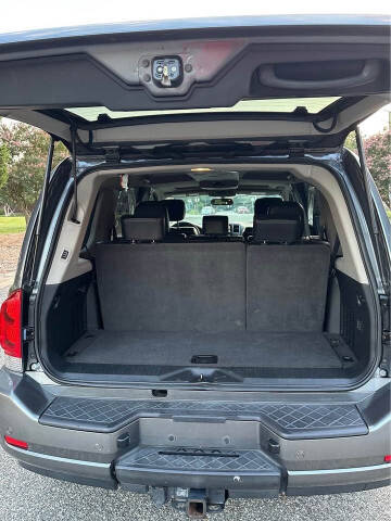 2013 Nissan Armada SL