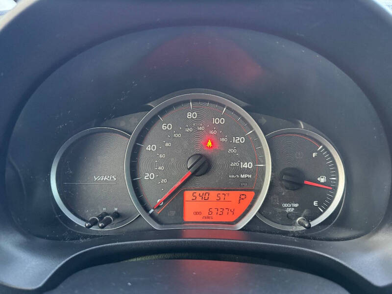 2012 Toyota Yaris 3-Door L