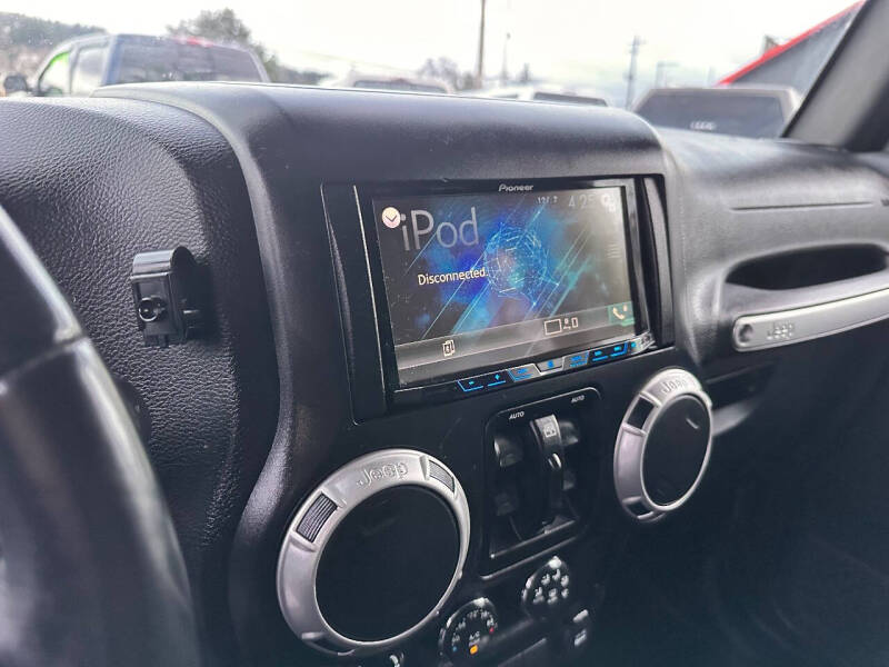 2016 Jeep Wrangler Unlimited Sahara