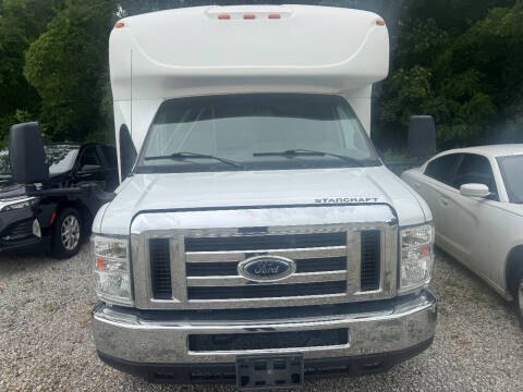 2017 Ford E-Series E-350 SD