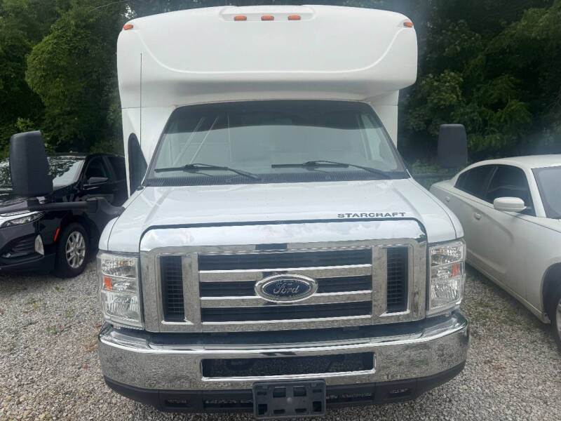 2017 Ford E-Series E-350 SD