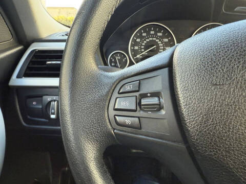 2013 BMW 3 Series 328i