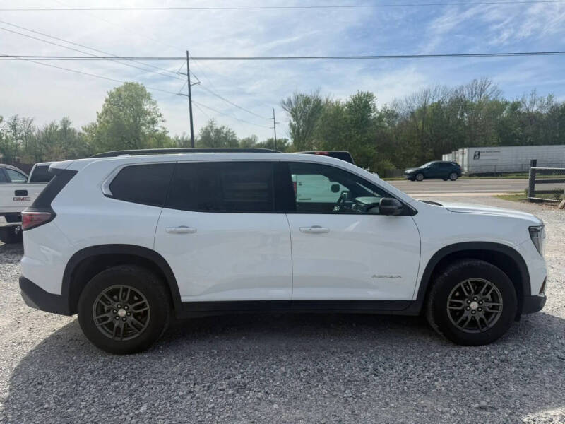2025 GMC Acadia Elevation