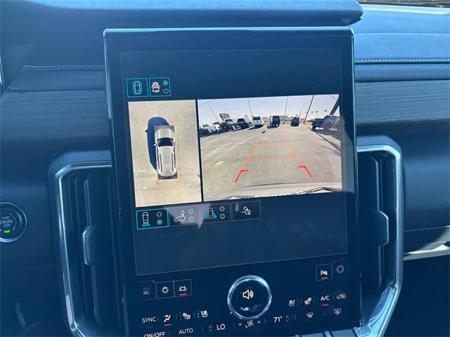 2025 GMC Acadia Denali