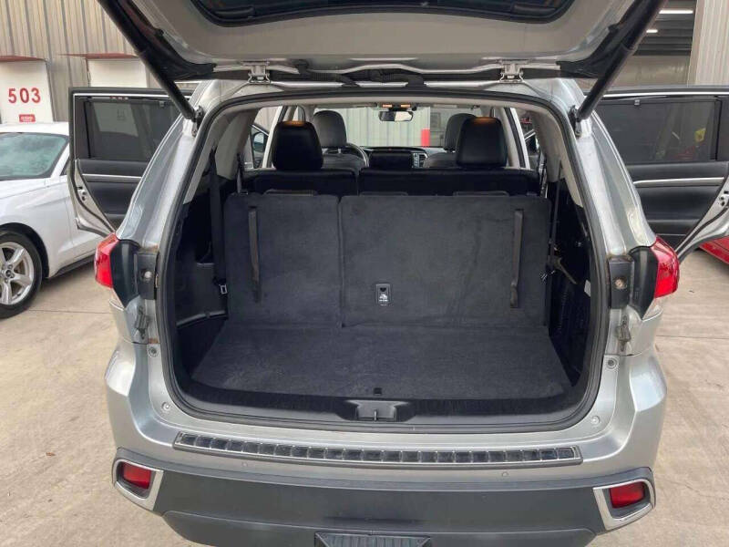 2017 Toyota Highlander Limited Platinum