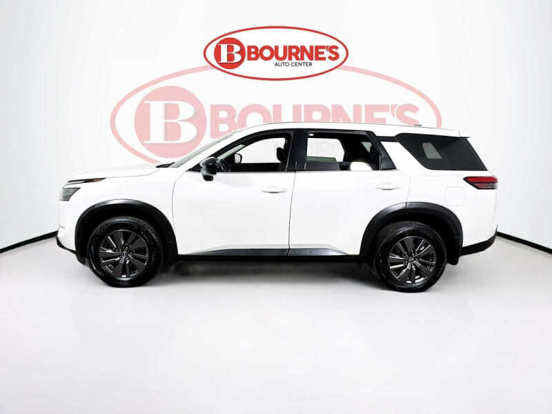 2024 Nissan Pathfinder S