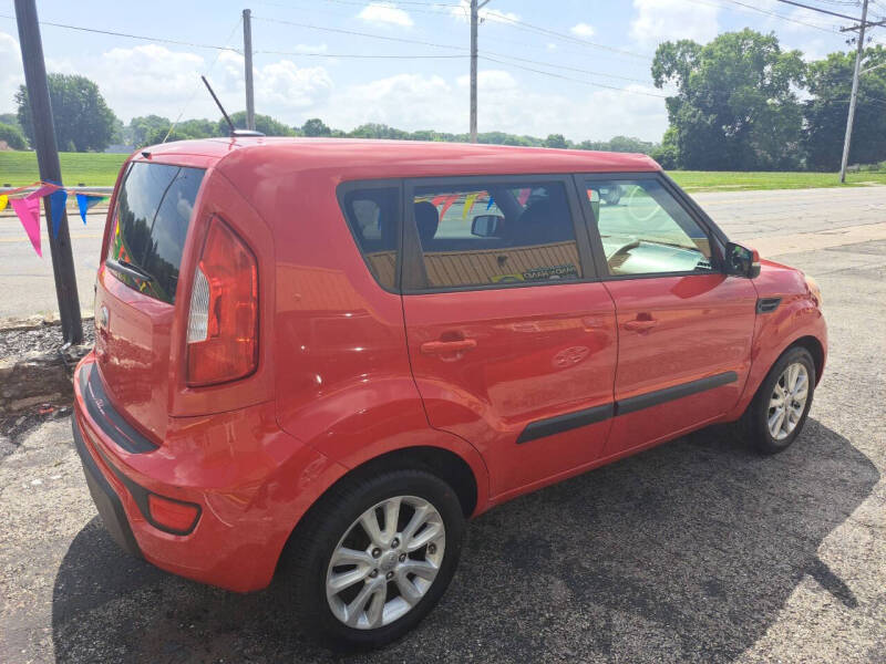 2013 Kia Soul +