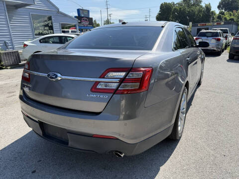 2013 Ford Taurus Limited