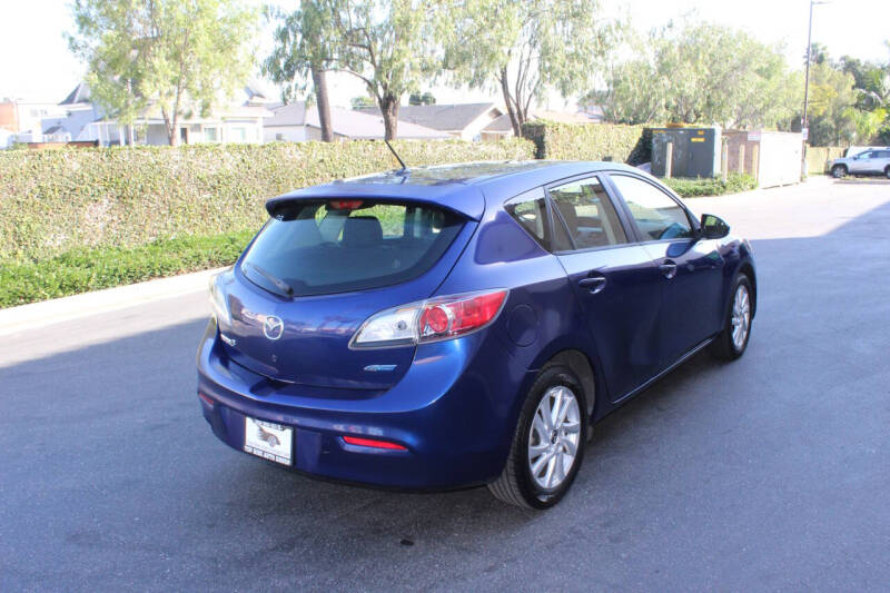 2013 Mazda MAZDA3 i Touring