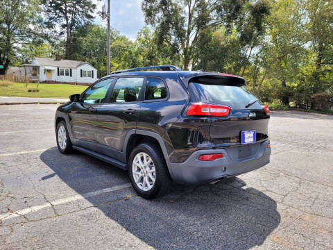 2015 Jeep Cherokee Sport