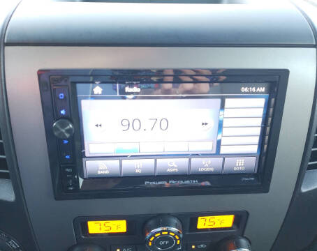 2011 Nissan Titan SL