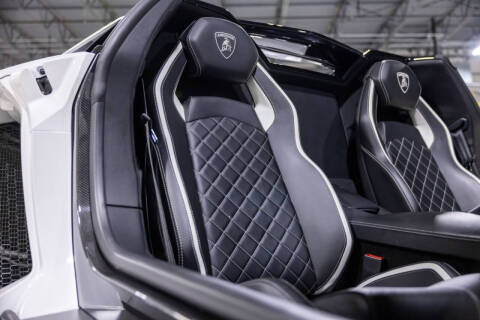 2019 Lamborghini Aventador LP 740-4 S