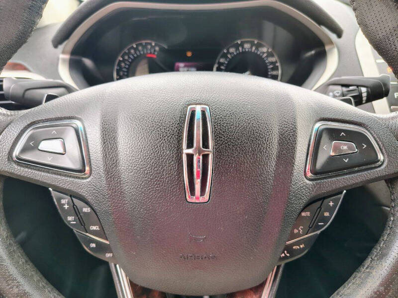 2014 Lincoln MKZ
