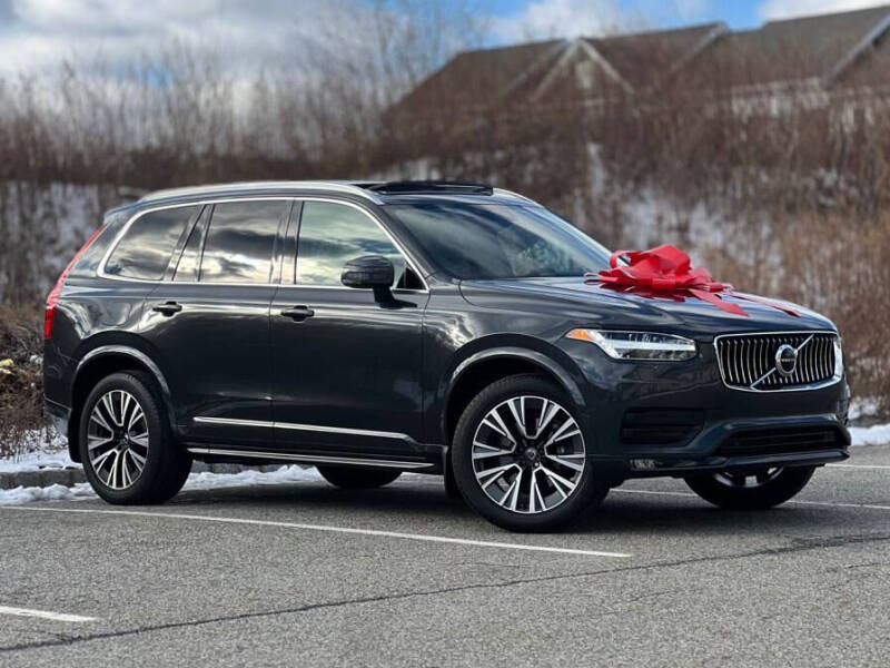 2021 Volvo XC90 T5 Momentum