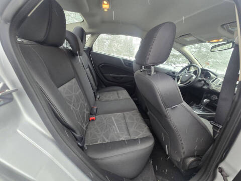 2011 Ford Fiesta SEL