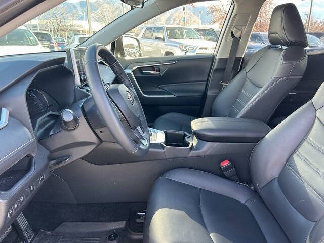 2025 Toyota RAV4 Hybrid XLE Premium