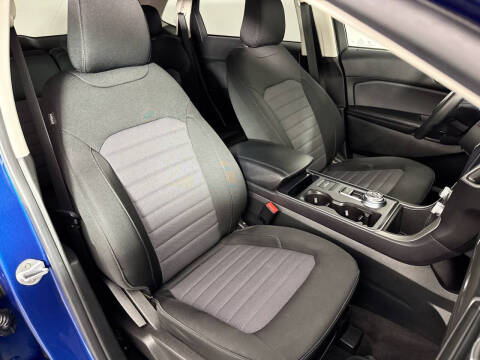 2023 Ford Edge SE