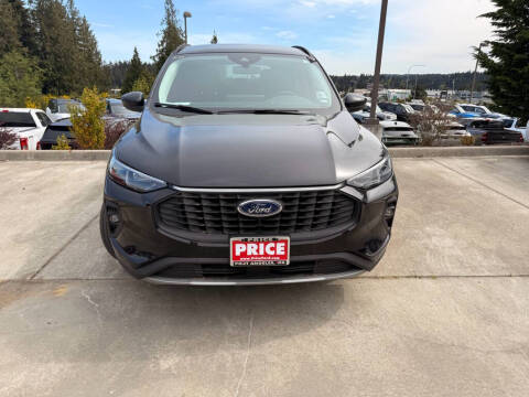 2025 Ford Escape Platinum