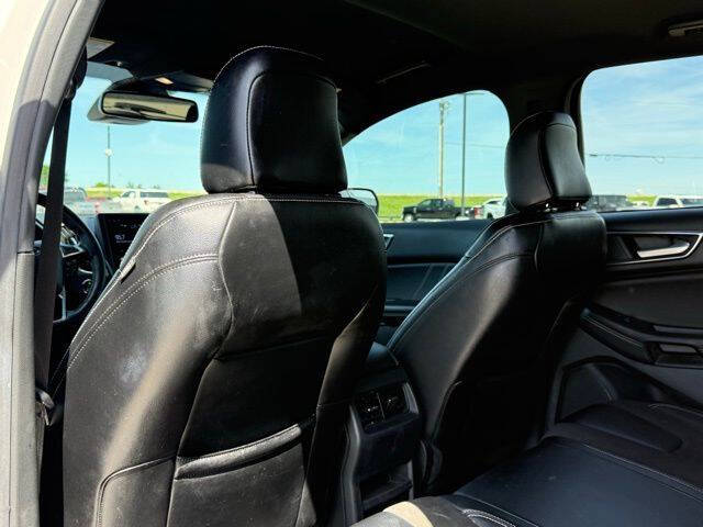2023 Ford Edge ST