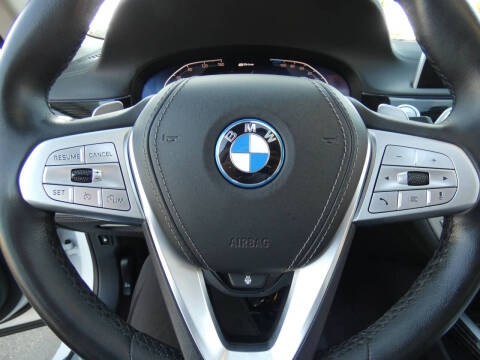 2022 BMW 7 Series 745e xDrive