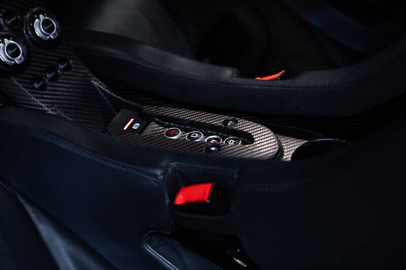 2014 McLaren P1