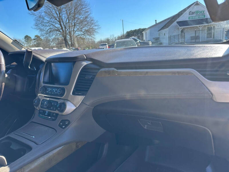 2017 GMC Yukon XL Denali