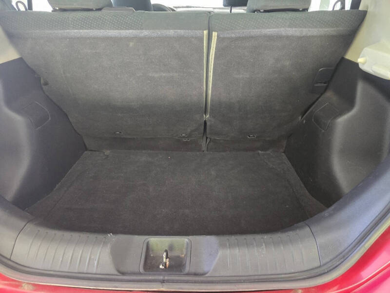 2010 Nissan Versa 1.8 S