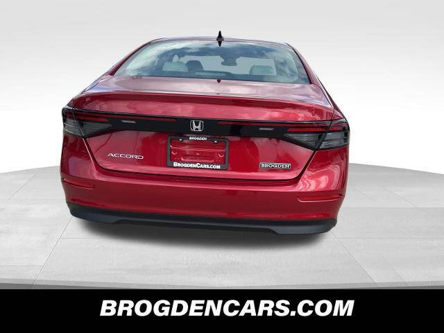 2025 Honda Accord SE