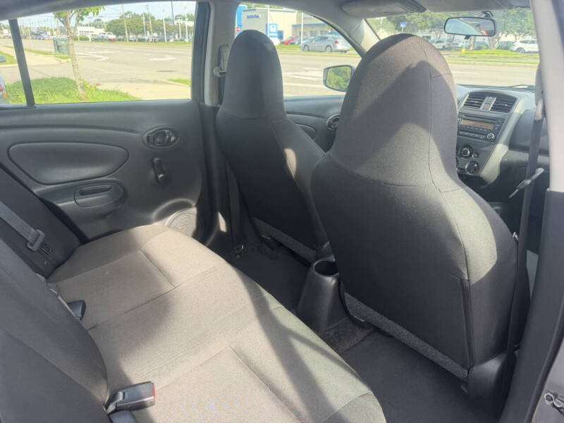 2017 Nissan Versa 1.6 S