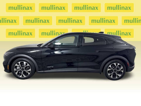 2025 Ford Mustang Mach-E Select