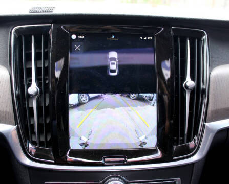 2023 Volvo S90 B6 Plus