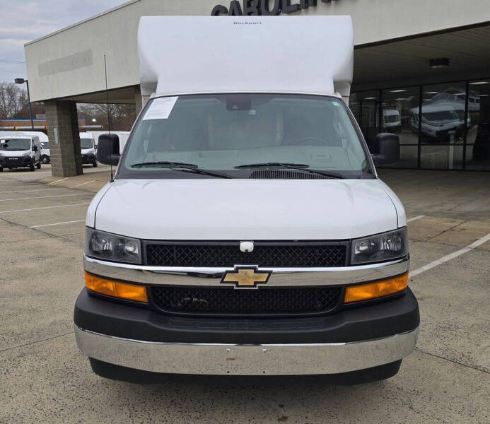 2022 Chevrolet Express 3500