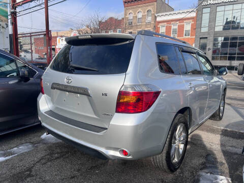 2009 Toyota Highlander Sport