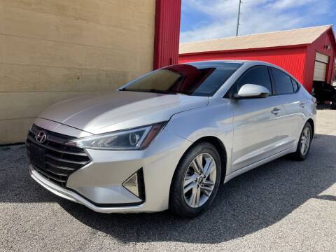 2019 Hyundai Elantra for sale at Pary's Auto Sales in Garland TX