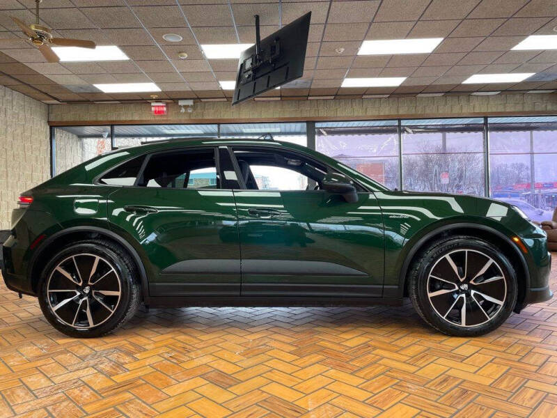 2024 Porsche Macan 4 Electric