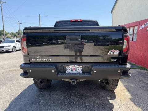 2017 GMC Sierra 1500 SLT