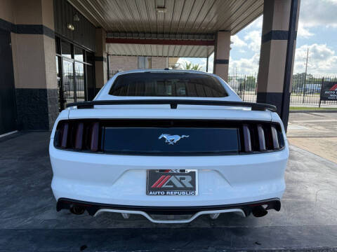 2015 Ford Mustang EcoBoost Premium