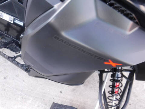 2021 Ski-Doo Backcountry™ X® Rot