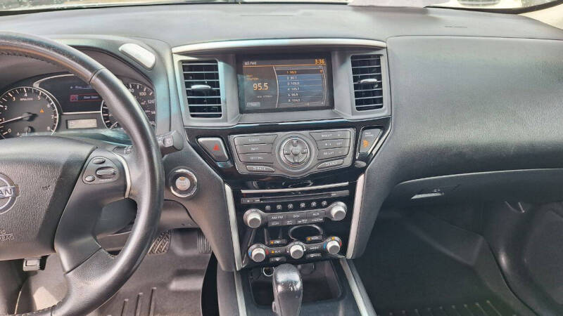 2014 Nissan Pathfinder S