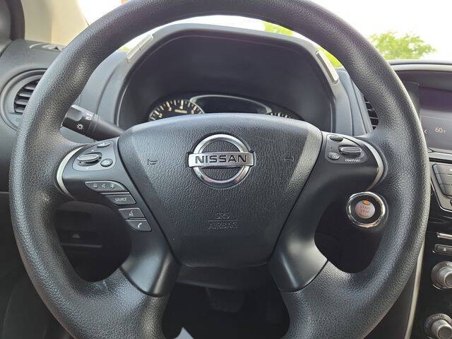 2020 Nissan Pathfinder S