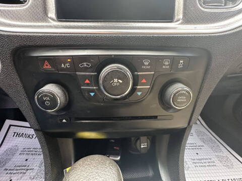 2014 Dodge Charger SE