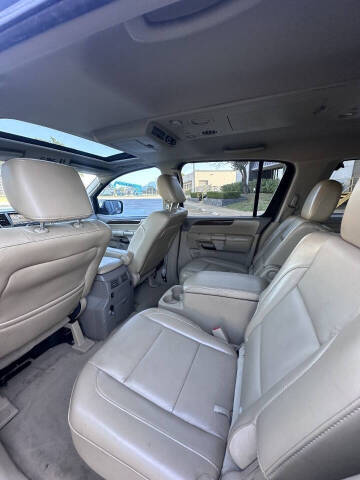 2012 Nissan Armada Platinum