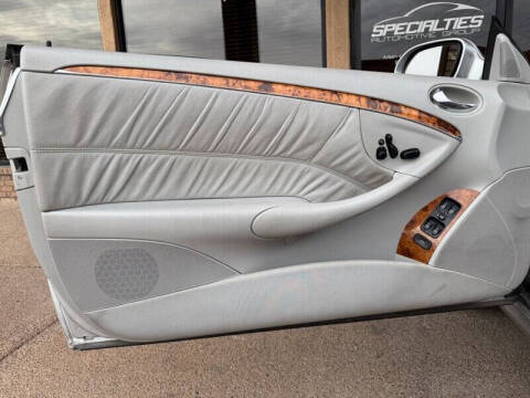 2005 Mercedes-Benz CLK CLK 320