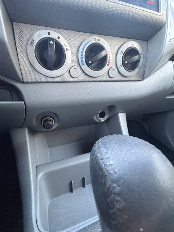 2006 Toyota Tacoma PreRunner V6