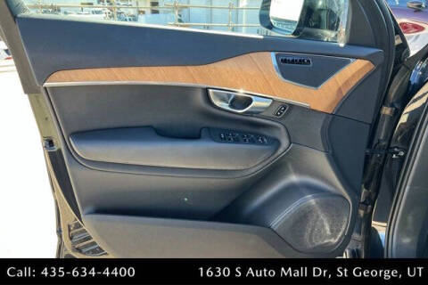 2023 Volvo XC90 B5 Plus Bright Theme