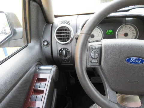 2006 Ford Explorer Limited